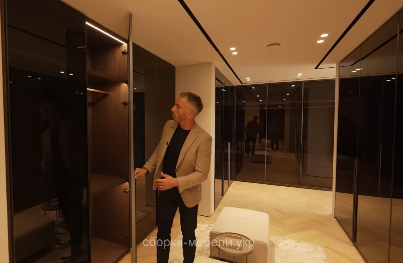 Сборка встроенного шкафа в коридор